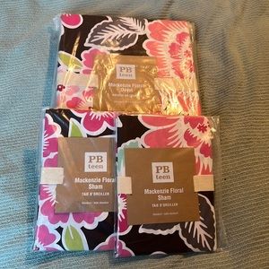NEW Pottery Barn Teen Mackenzie Full/Queen Duvet & Two Standard size shams.